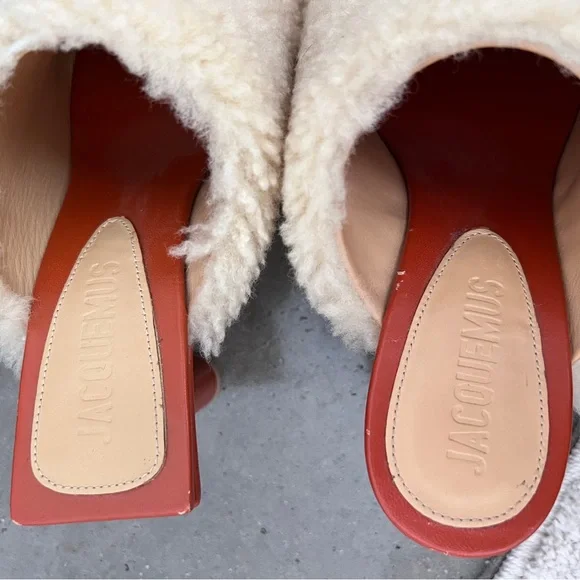 JACQUEMUS Les Mules Carre Rond Sherpa Heels - Picture 5 of 6